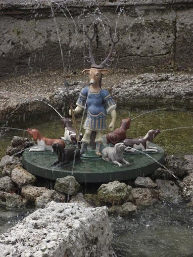 10 Salzburg - Hellbrunn Palace - Hunters Fountain