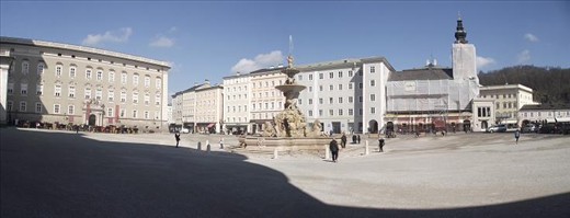 4 Saltzburg - Regal Residenz on left