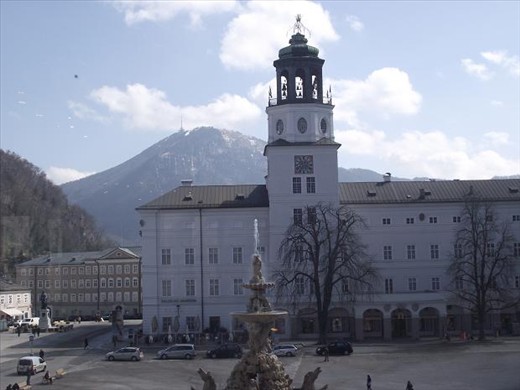6 Saltzburg - view of Residenzplatz