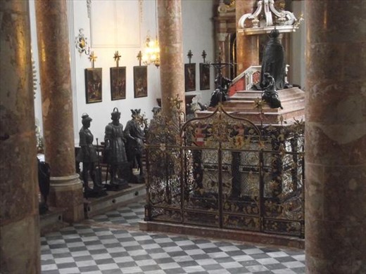 9 Innsbruck - HofKirche - Maximilian's Tomb