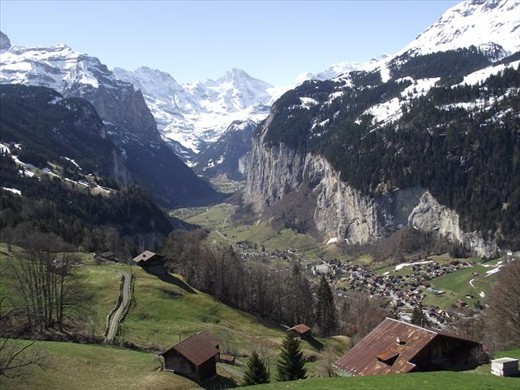 2 Lautenbrunnen - from Wengen
