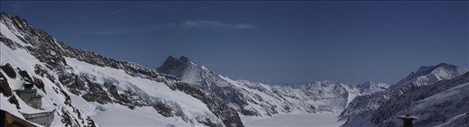 7 Jungfrau - Top of Europe - view down Glacier