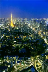 Tokyo Blues
As seen at the highest floor from the Mori tower...the whole city leads the way to the Tokyo Tower, the symbol of optimism amidst the drudgery of everyday life: by phoebeltran, Views[475]
