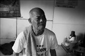 A man recounts the hardships of scavenging as a livelihood & as a way of life: by photoforager, Views[373]