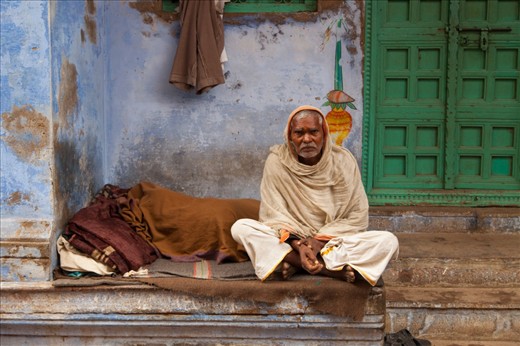 Many elderly people from across India go to Varanasi and spend their last days and wait for death to arrive. It is not an exaggeration to say that almost half a million of such people reside in this oldest & holiest of cities for Hindus in India.