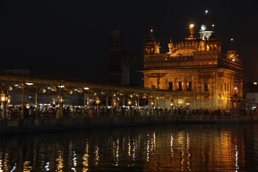 Amritsar Golden Temple - night lights