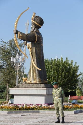 Ashgabat - First King Orguz Han (at the Independence Tower)