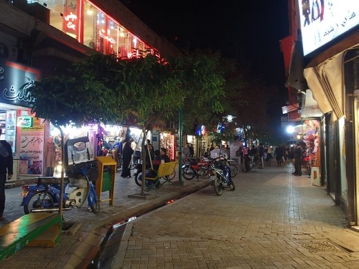Iran - Mashhad - streetlife near my hotel