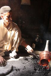 Srinigar market - making copperware: by piglet, Views[197]
