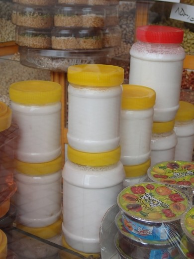 Hamedan - a meringue like syrup: 