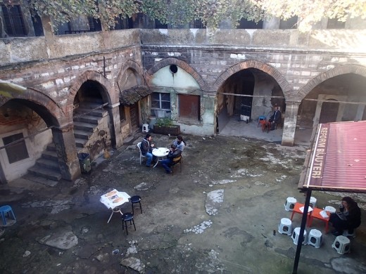 Mid-day snack in a counrtyard