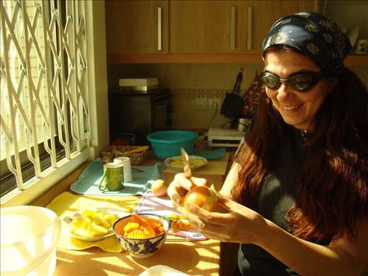 My husband calls me Dr.Naforio,but googles are the best protection from onion te