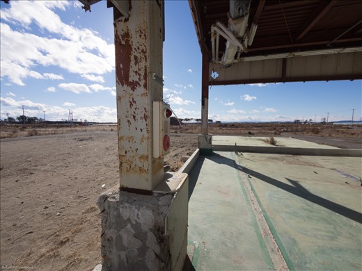 The alarm seemed so show helplessness in what used to be a bustling area.