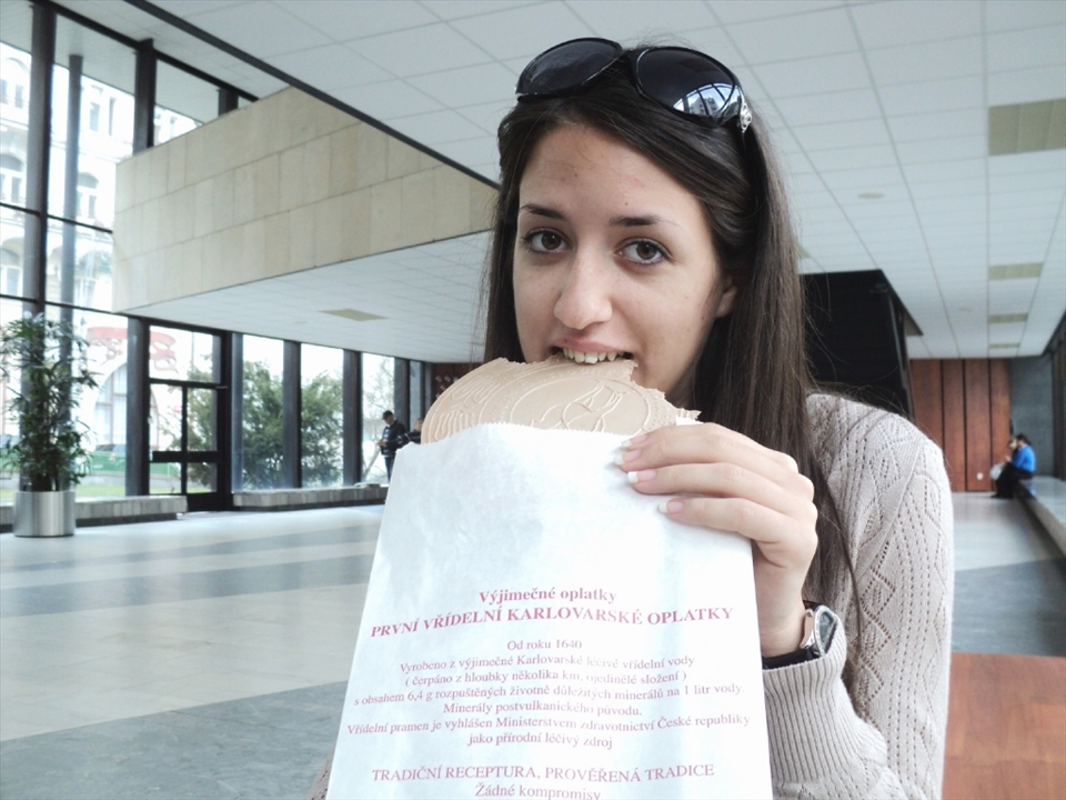 We had short break from sightseeing tour of Karlovy Vary, so we just had to try their local specialty - 