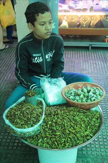 Vendor at Psa Thmey Market  