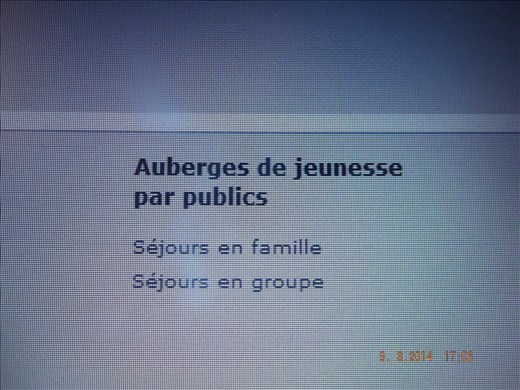 chez les grands professionnelles des auberges de jeunesses du site francais ont parle pafois des familles et des publics assimilés (photo 1/2) mais pour reserver il y a bien la nuance solo ou en famille (photo 2/2)

 place au pro de l'info pour discerner le vrai du faux sur cet étrangeté de 2014 en France et les possibles commentaires de ce site

 