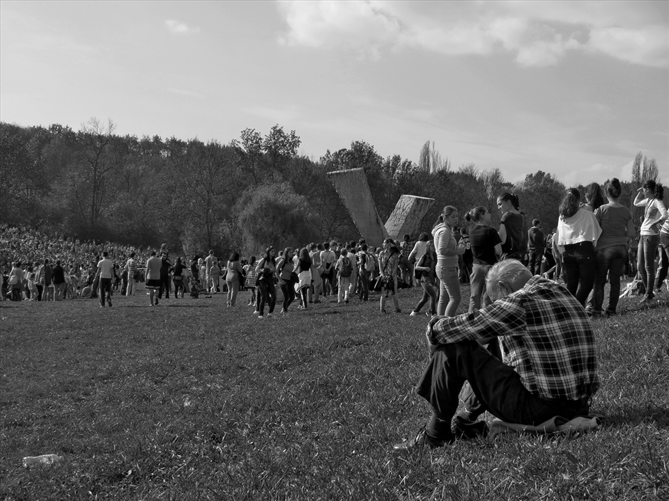 Šumarice Memorial Park is the site near Kragujevac, Serbia of the execution of an estimated 7000 men and boys of the town by the German occupation forces on October 21, 1941, during World War II. On october 21, each year at 11am is a manifestation 