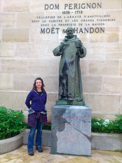 Rachel outside the Moet and Chandon champagne cellars