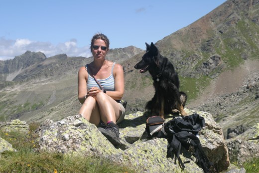 Rachel and Hilda having lunch at the Radsattel pass