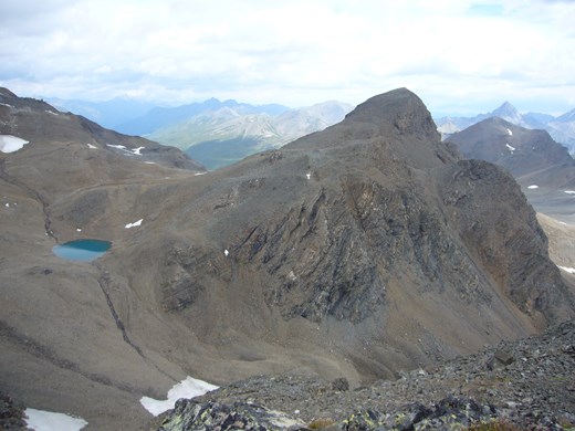 Three thousand metre peaks in the lschgl area (not as pretty as the mountains of Montafon)