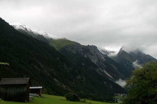 The view from the campsite up to the Ansbacher Hut in the snow on the day after the walk