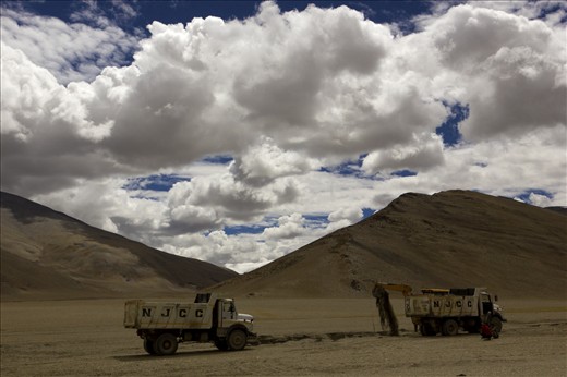 Machine doing work and waiting for human's chance