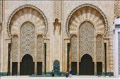 The great mosque and small people: by raul_wong, Views[345]