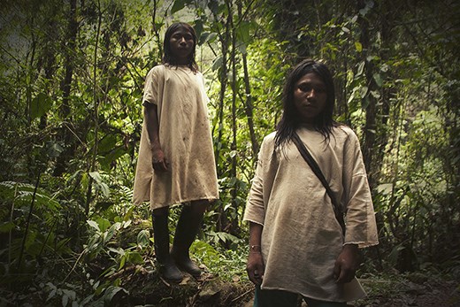 Two Wiwa boys standing still.