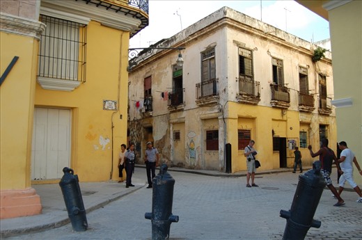 A fish out of water - an alien lost in the old town, and damned if he'll ask the police for directions