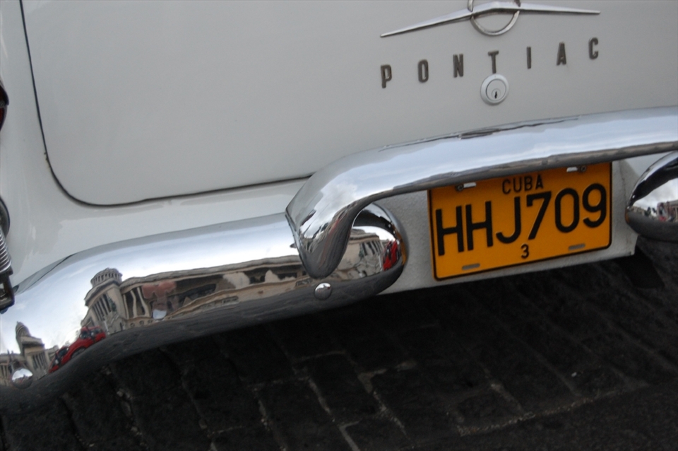 Havana is a dichotomy - an old life from an era gone by, with a people that desperately wants to renew, but does not have the means. It's almost like travelling back in time in ways.