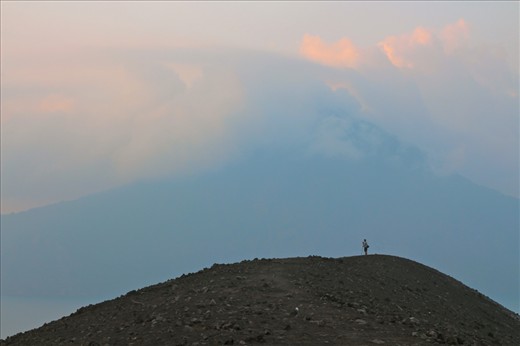 A misty walk to the crater