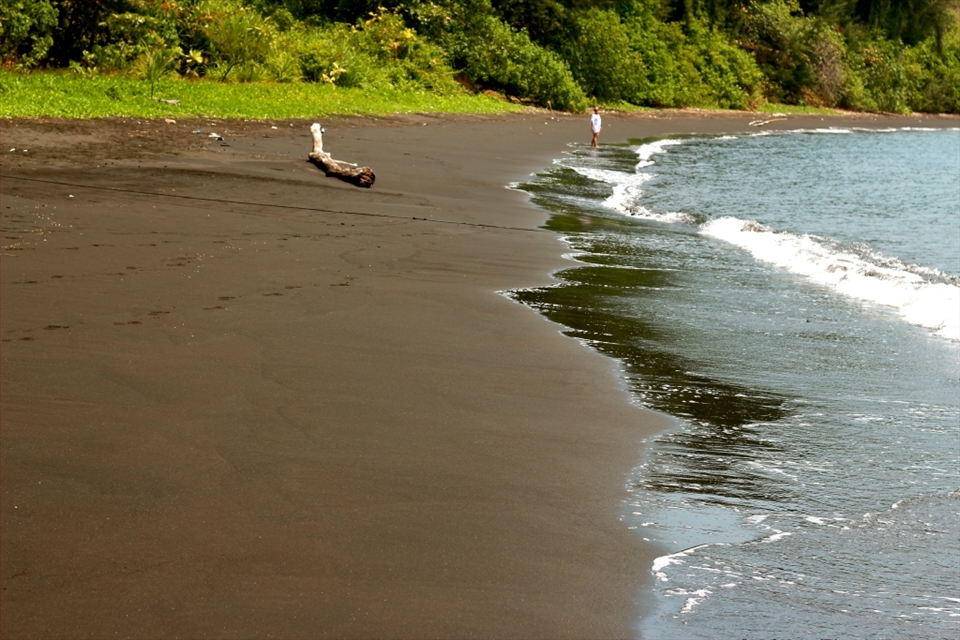 The black shore on the island