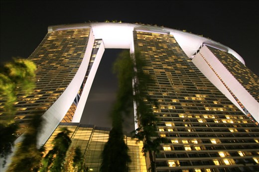 Sands, 50 våningar av skryt och slöseri