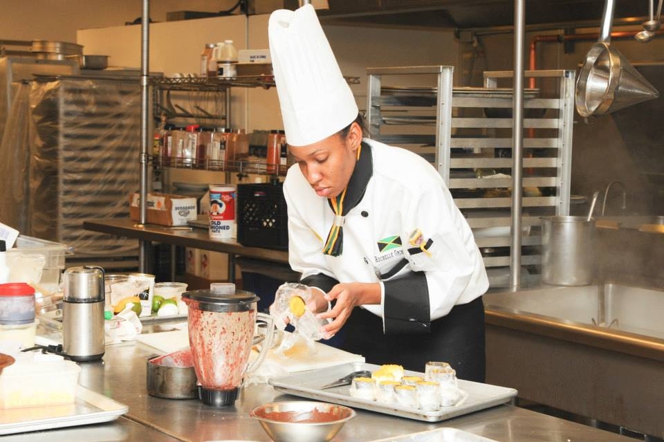 Plating up of the Cheesecake dish