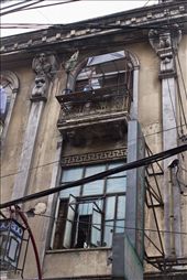 An old apartment influenced by Spanish architecture. Filipino Chinese lives here: by ricardojcortez, Views[487]