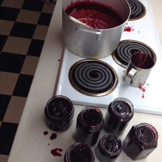 Bottle up the jam...this is going to get messy!