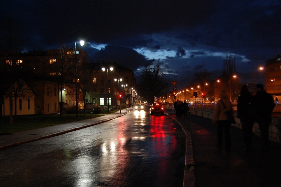 Photos don't have to be overworked. Sometimes those fancy effects or softwares are unnecessary. Beauty can be captured by a simple click from your camera. Also, darkness can be just as captivating as light.