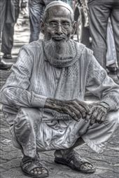 I was pretty surprised myself with this Old bone.He was strong walked without a stick. no limping not dependent on any one for his work. Strong voice and He inspired me a lot with his attitude towards Life.: by ronit, Views[220]