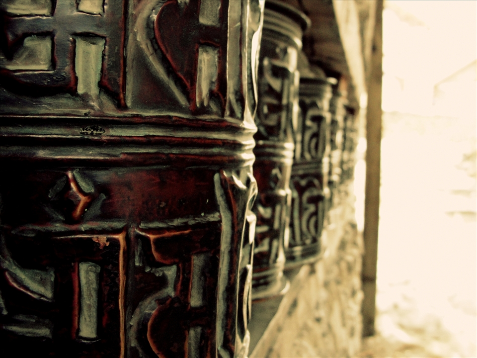 The sound...
Prayer wheels spin and send out the sacred mantra of Om, said to be the first sound of the Universe and the first sound that goes trough my mind when my memories take me back.
