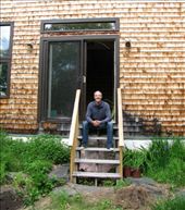 Roy outside our enormous house that we share with other seasonal staff at Earthdance: by royandania, Views[254]