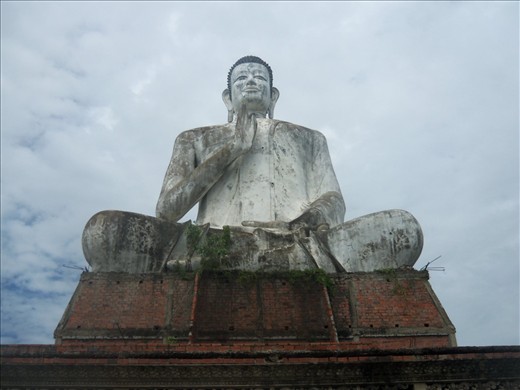 A huge Buddha statue at one of the many pagodas in this area.