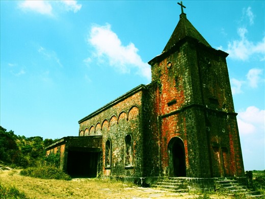 Old French colonial church in Bokor. Also used by the Khmer Rouge as a look out 
