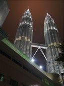 The Petronas Towers lighting up the night: by russc_01, Views[458]