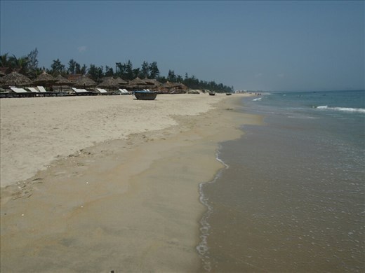 An Bang beach