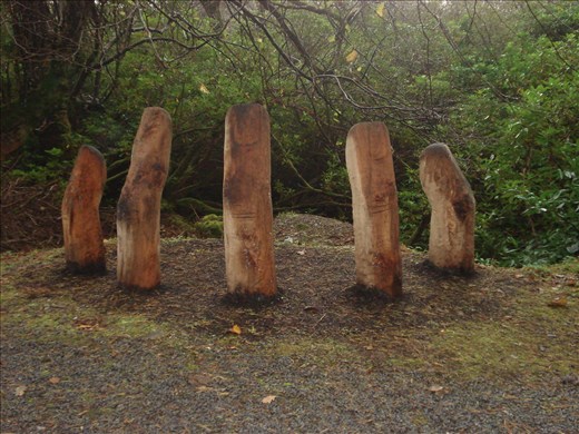 Escultura situada en los bosques colindantes al castillo de Kylemore