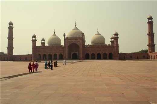 A lazy October morning at the Badshahi Mosque in Lahore