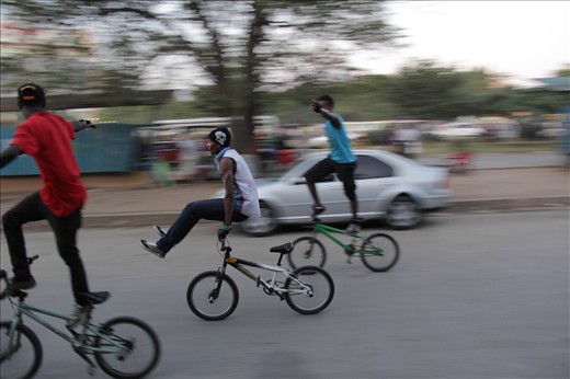 Kessy Ismail a.k.a Kando Master, Yassin Majid a.k.a Yasweezy Bike and Mohamed Hussein a.k.a Mo Bike showing off their agility.  The bus stand has become their play area. It is a well-known fact that no bus will use the Biker Boy’s lane after 1600hrs. Territories have been marked.
