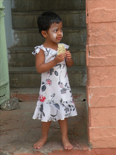 Although this little girl is not yet old enough, more than 90% of city children living below the poverty line are able to attend school. As India's economy expands, more of the poorest families are choosing to send children to low-cost private schools in hopes of helping them escape poverty.