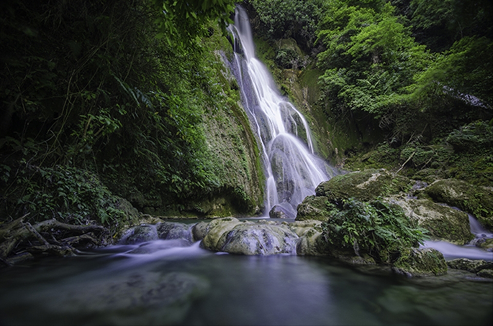 Cascading falls, Mele, Efate