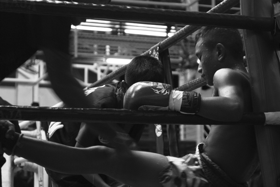 Between the rounds the competitors get extensive rubdowns and fluids. 